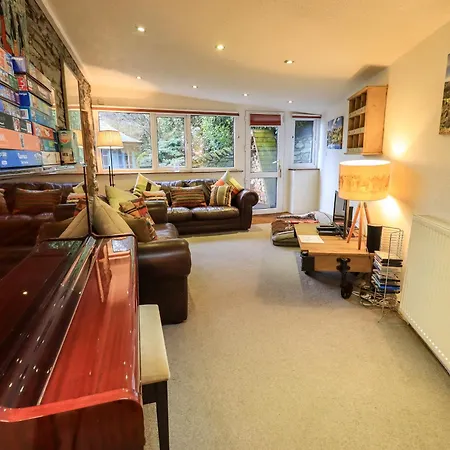 Stepping Stones House