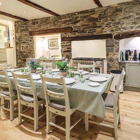 別荘 Stepping Stones House *