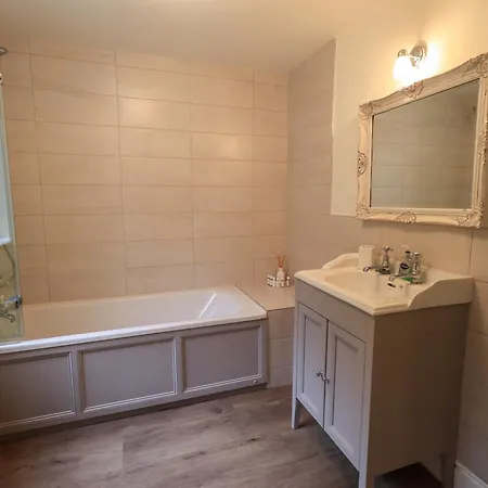 Stepping Stones House * Ambleside