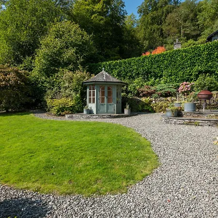 Stepping Stones House * Ambleside